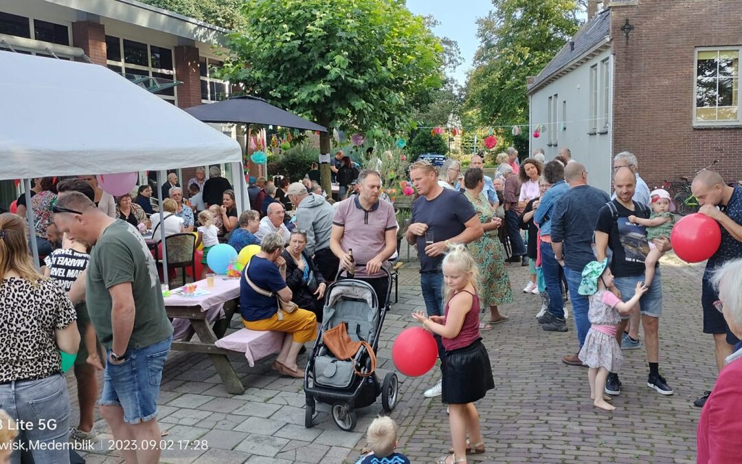 Zomerfeest op het dorpshuisplein